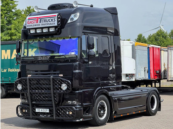 Тягач DAF XF 105 460