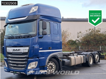 Грузовик-контейнеровоз/ Сменный кузов DAF XF 480
