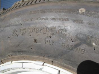 Колесо для Легковых автомобилей Land Rover Defender 7.50R16 2 x Velg ( staal ) + Band: фото 3