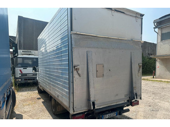 Фургон с закрытым кузовом Iveco: фото 2
