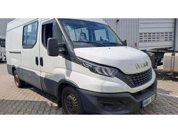 Легковой автомобиль