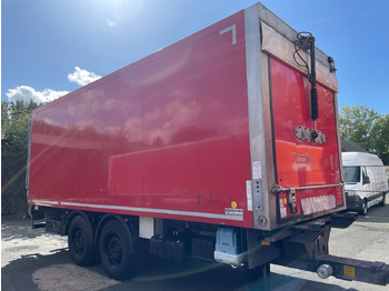 : фото в шапке страницы