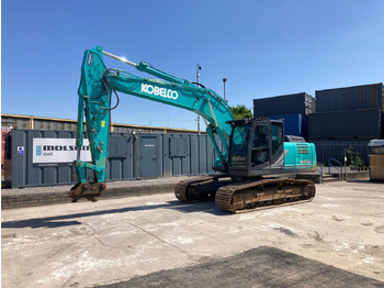 Гусеничный экскаватор KOBELCO