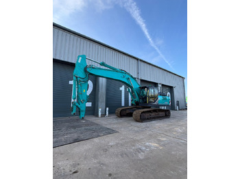 Гусеничный экскаватор KOBELCO