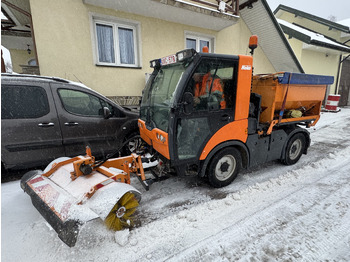 Снегоуборочная машина MULTICAR