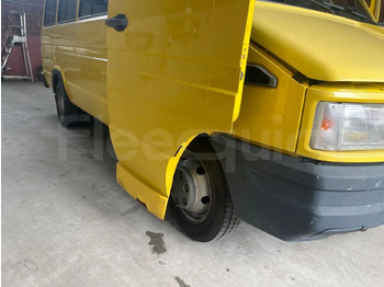 Школьный автобус IVECO Daily
