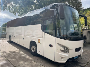 Туристический автобус