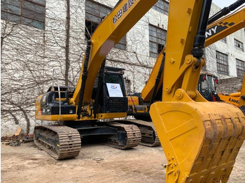 Гусеничный экскаватор CAT 320D2: фото 2
