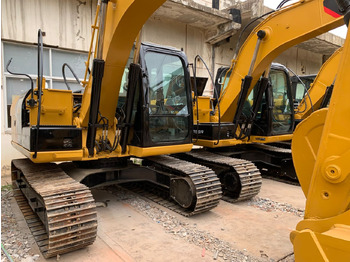 Гусеничный экскаватор CATERPILLAR 312D2