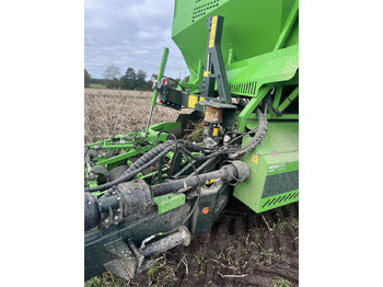 Картофелеуборочный комбайн AVR