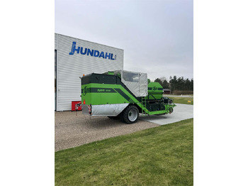 Картофелеуборочный комбайн AVR