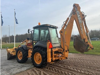 Экскаватор-погрузчик Case 695 SUPER R: фото 4 Экскаватор-погрузчик Case 695 SUPER R: фото 4