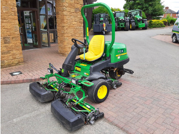 Газонокосилка JOHN DEERE