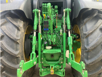 Трактор John Deere 6R 215: фото 5