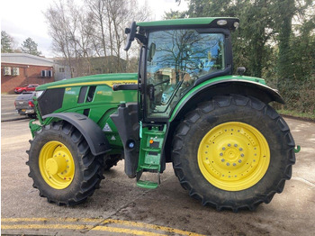 Трактор John Deere 6R 215: фото 2