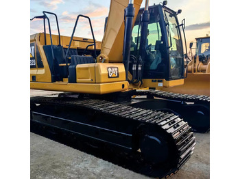 Гусеничный экскаватор CATERPILLAR 320