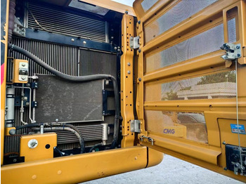 Гусеничный экскаватор CAT 320: фото 4