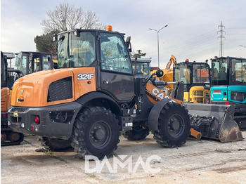 Колёсный погрузчик CASE 321F: фото 2 Колёсный погрузчик CASE 321F: фото 2