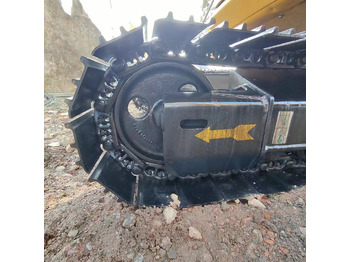 Гусеничный экскаватор KOMATSU PC130: фото 4