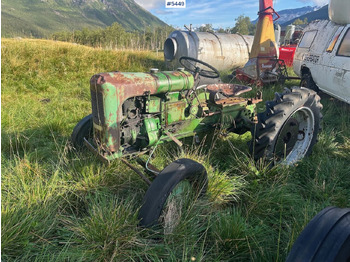 Трактор HOLDER