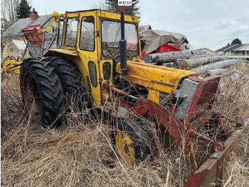 Трактор MASSEY FERGUSON 1000 series