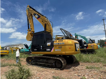 Гусеничный экскаватор CATERPILLAR 320D2