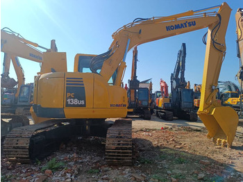 Гусеничный экскаватор KOMATSU PC138