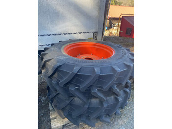 : фото в шапке страницы