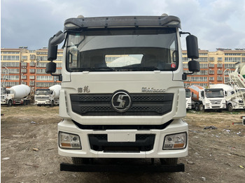Автобетоносмеситель SHACMAN