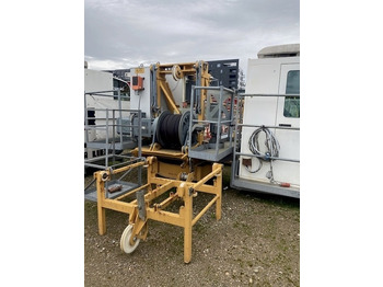 Башенный кран LIEBHERR