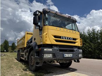 Самосвал IVECO Trakker