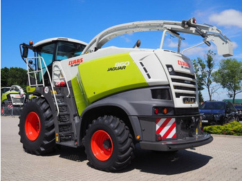 Кормоуборочный комбайн Claas Jaguar 860 4WD: фото 2