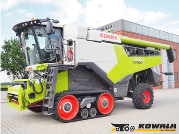 Зерноуборочный комбайн CLAAS Lexion 6700