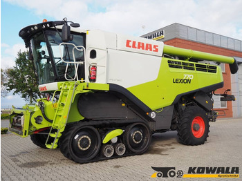 Зерноуборочный комбайн CLAAS Lexion 770