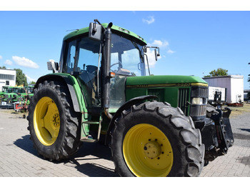 Трактор JOHN DEERE 6200