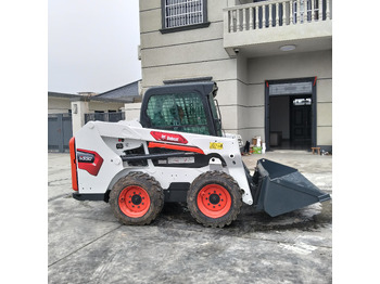 Мини-погрузчик с бортовым поворотом BOBCAT S550