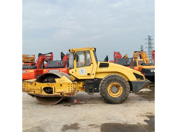 Дорожный каток BOMAG