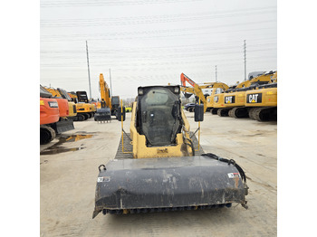 Мини-погрузчик с бортовым поворотом CATERPILLAR 277C: фото 3