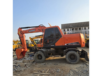 Колёсный экскаватор DOOSAN DX150W