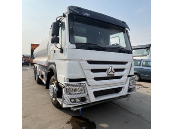 Грузовик-цистерна SINOTRUK HOWO