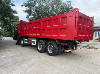Самосвал SINOTRUK HOWO