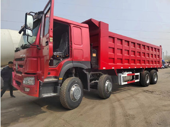 Самосвал SINOTRUK HOWO