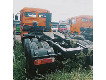 Тягач SHACMAN F3000: фото 5