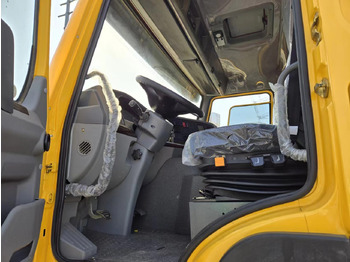 Тягач SINOTRUK HOWO: фото 4 Тягач SINOTRUK HOWO: фото 4