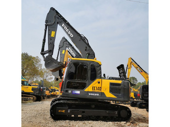Гусеничный экскаватор VOLVO EC140