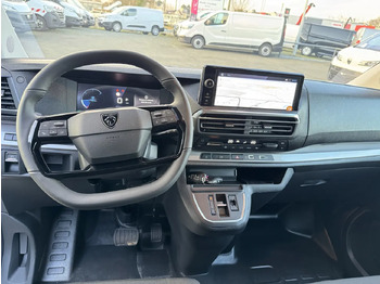 Фото интерьера 1: Легковой фургон Peugeot Expert M 2.0 BLUEHDI 180CH S&S EAT8