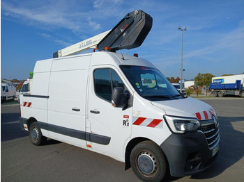 Грузовик с подъемником