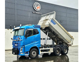 Самосвал VOLVO FH16 750