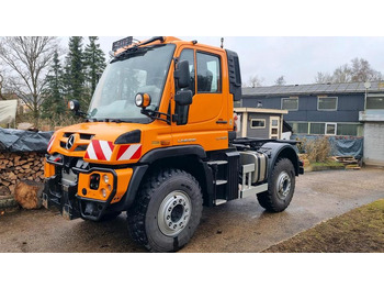 Грузовик бортовой/ Платформа UNIMOG