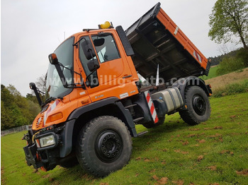 Самосвал UNIMOG U400
